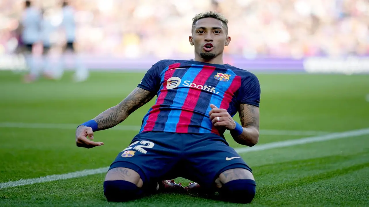 برشلونة برفض عرضاً سعودياً بقيمة 120 مليوناً لبيع رافينيا